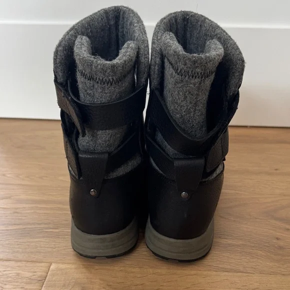 Black Ankle Boots for Women - Picture 3 of 8